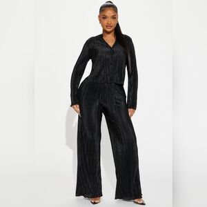 Fashion Nova Simply Yours Plisse Set
